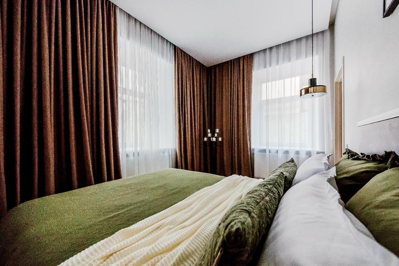 Old Town Apartment L Self Check In Vilnius Bagian luar foto