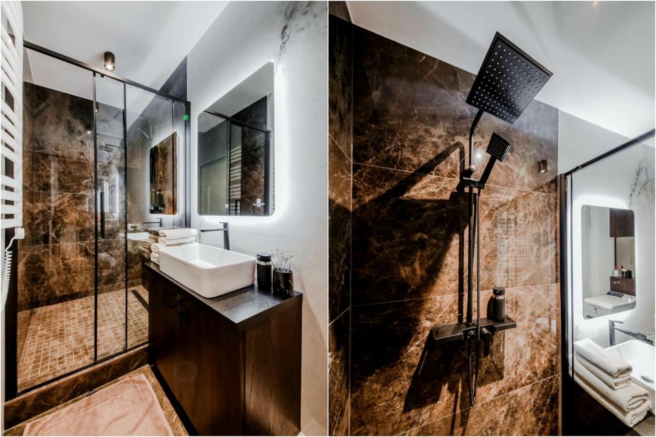 Old Town Apartment L Self Check In Vilnius Bagian luar foto